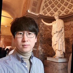 Lee Yun-Woo