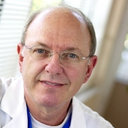 Peter W Blumencranz