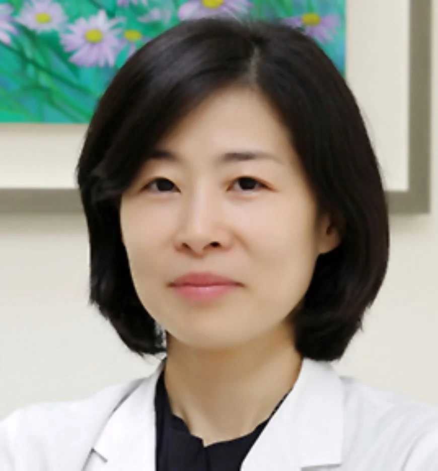 Hee Young Kang