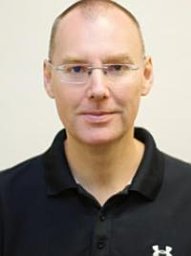 Robert R Bleakney