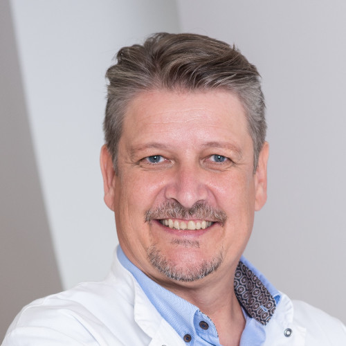 Christian M Kähler
