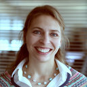 Mirjam J Curno