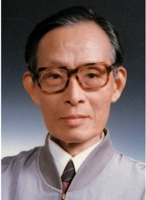 Yulin Zhou