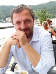 Enrico M Bucci