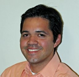 Cristian E. Clavijo