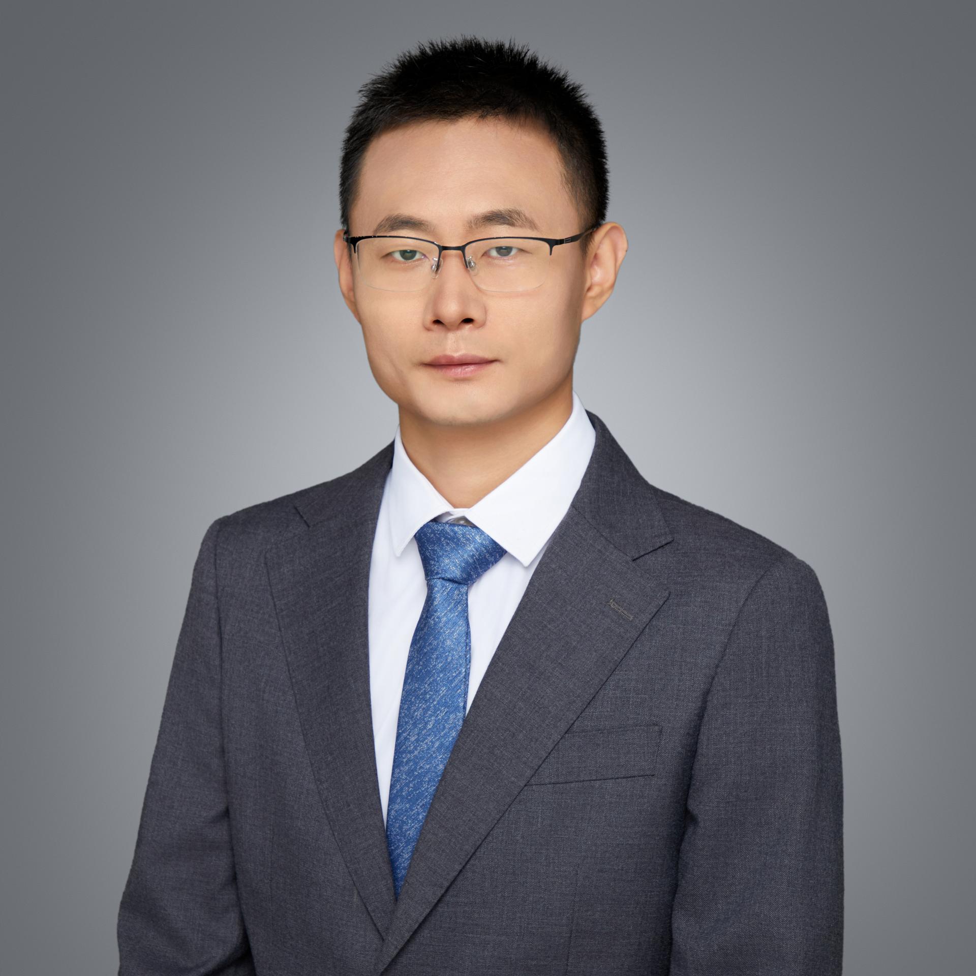 Dingyuan Yan