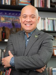 Roland Sintos Coloma