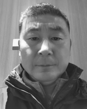 Zhirong Guo