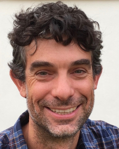 Daniel O Breecker