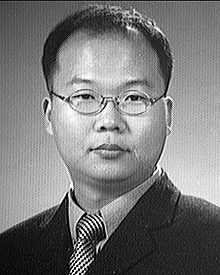 Dong Young Lee