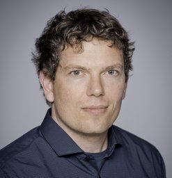 Andrzej J. Rzepiela