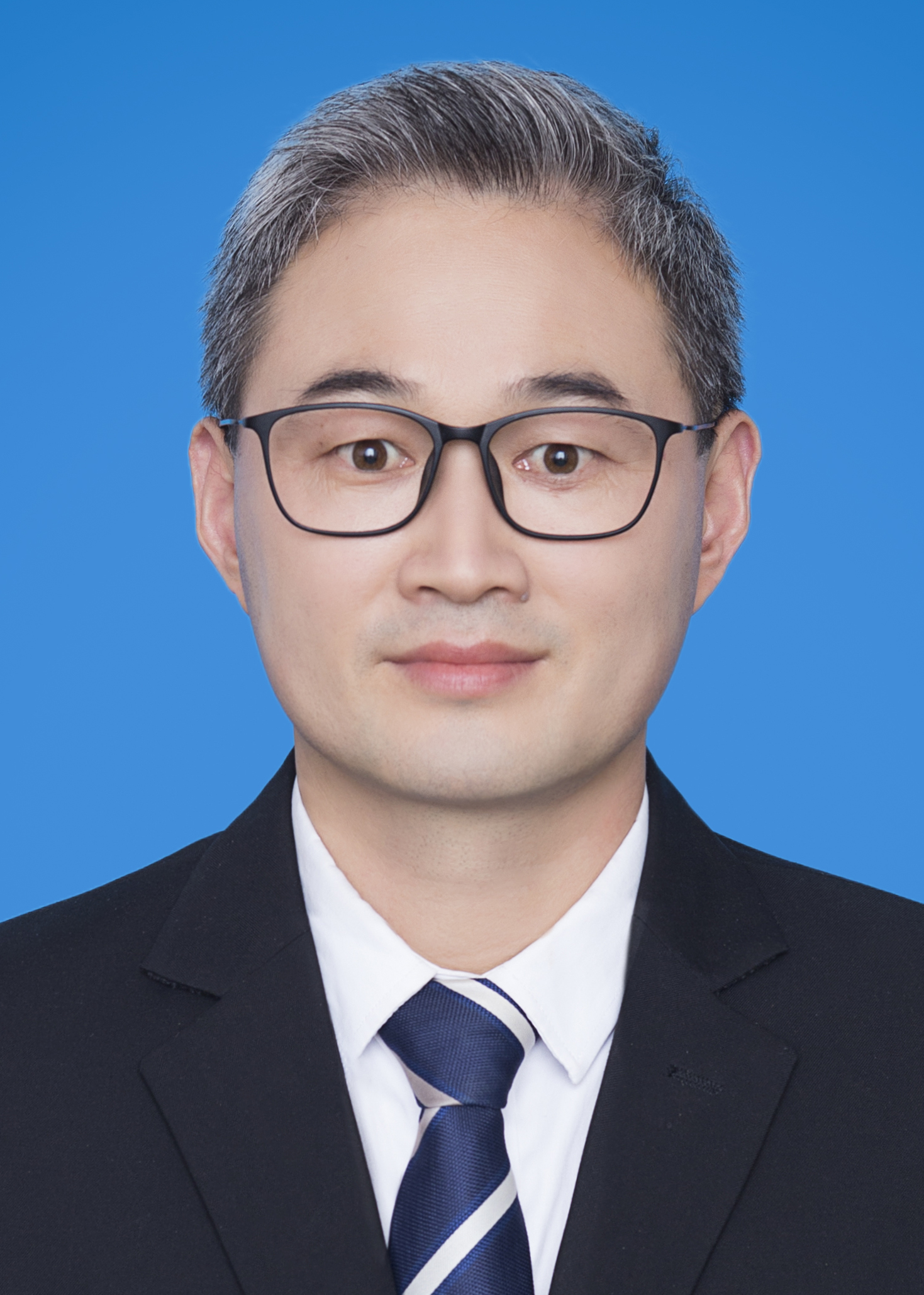 Kangzhen Xu