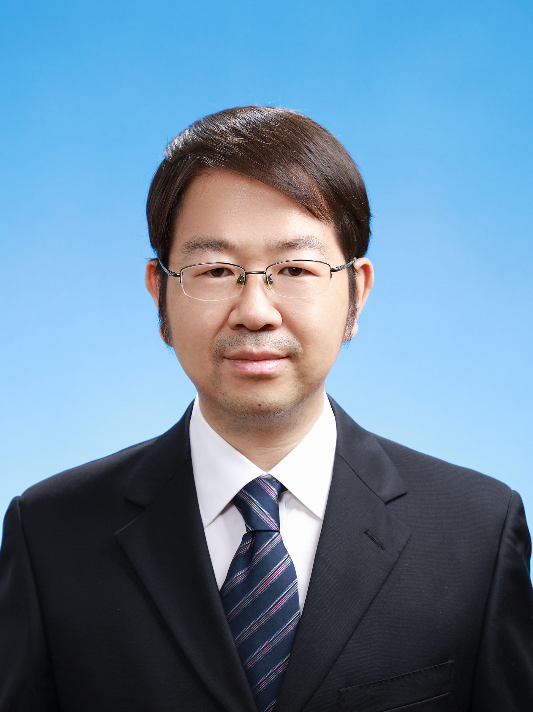 Junwei Li