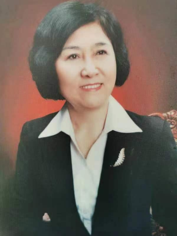 Qiujie Li