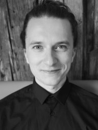 Michal M Urbanczyk