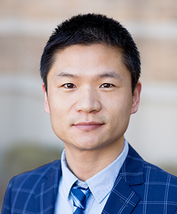Qi-Wei Zhang