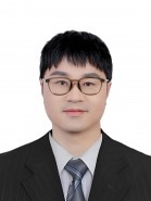 Zhaohui Yang