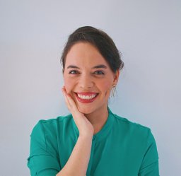 Viviane Brito Nogueira