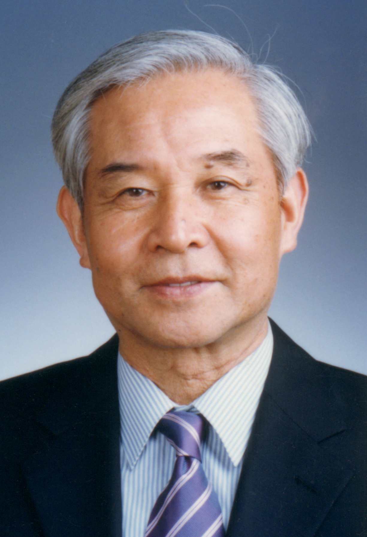 Guowei Zhang