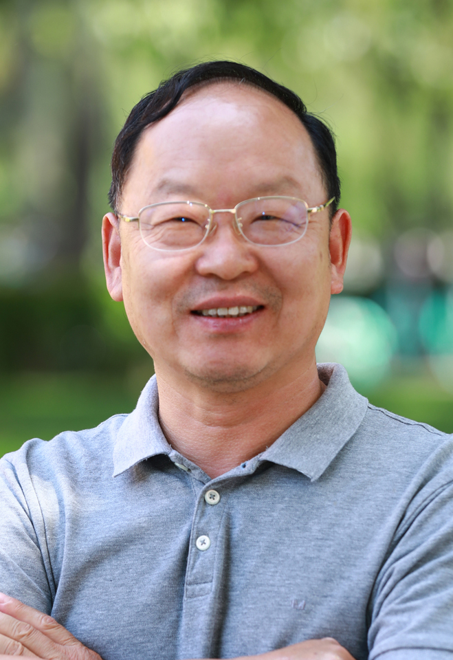 Hongzhong Wang