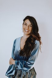 Carolyn M Melro