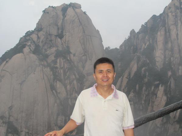DeJun Zhang