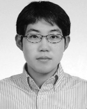 Daeshik Kang
