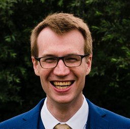 Laurens J De Sadeleer