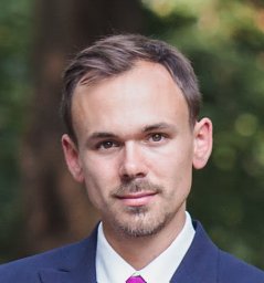 Martin J Kuhn