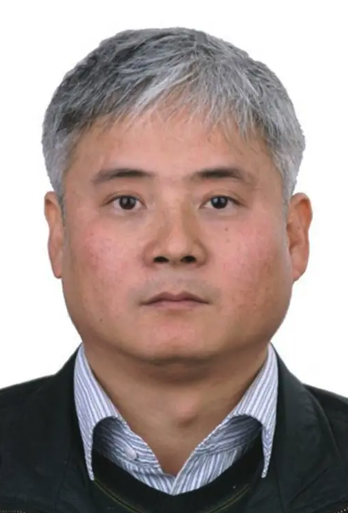 Chuanliang Liu