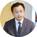 Zhe Luo