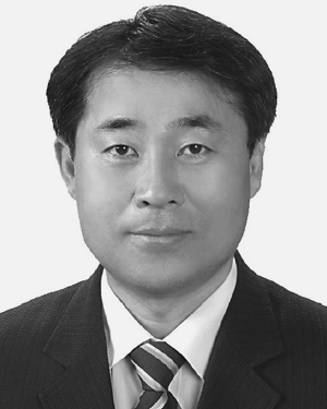 Jeoung Woo Kim