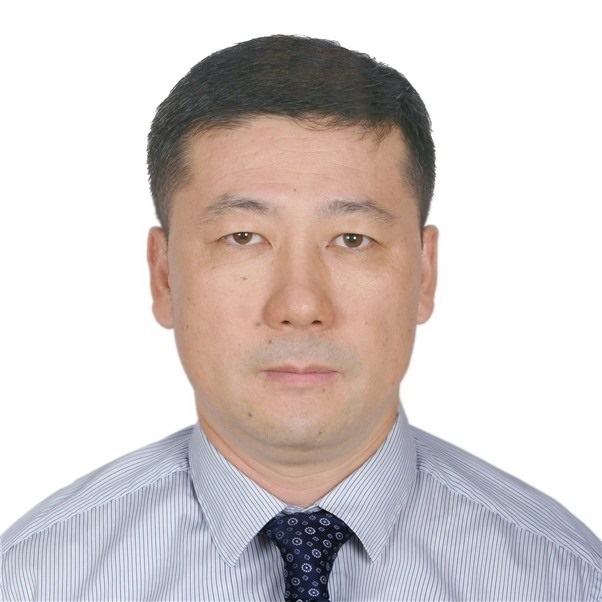 Changfeng Yan