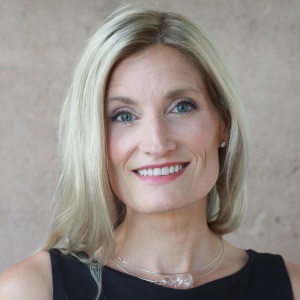 Constance Steinkuehler (Squire)