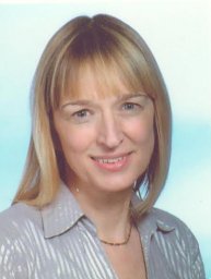 Cecilia Varju