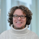 Peter W Hildebrand