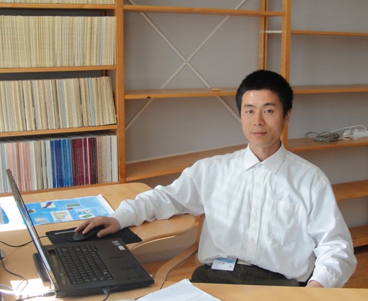 Tongjing Liu