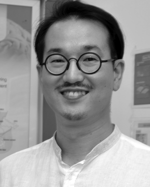 Kiwoong Kim
