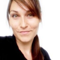 Sabine Theis