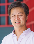 Stephen S W Tsang