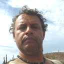 Victor H Reynoso