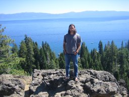 Amir Lewin