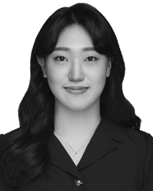 Bo Min Kang