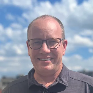 Dustin R. Rubenstein