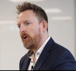 MacLoughlin Ronan