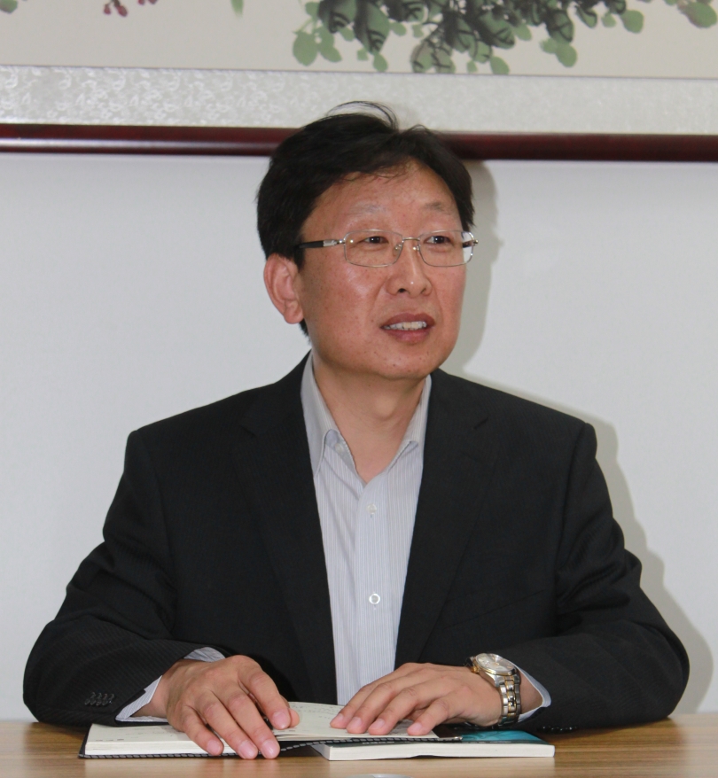 Yansong Li