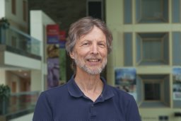 Alan R. Bleier