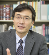 Hiromitsu Takayama