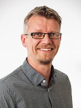 Johan T Padding