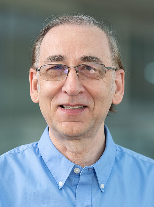 Tobias D. Raabe